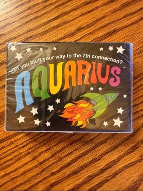 NWT Aquarius Strategy Card Game by Looney Labs